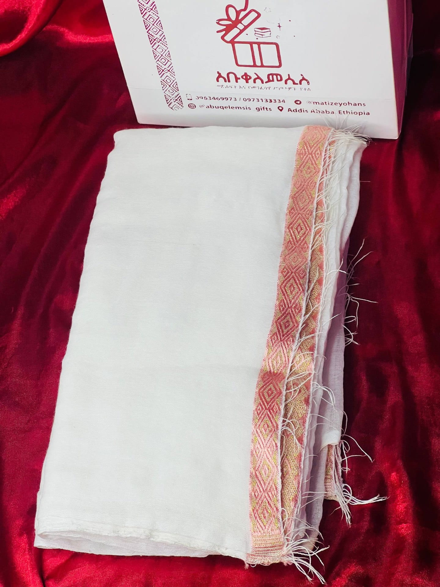 ነጠላ ጋቢ— Pink Tibeb Box