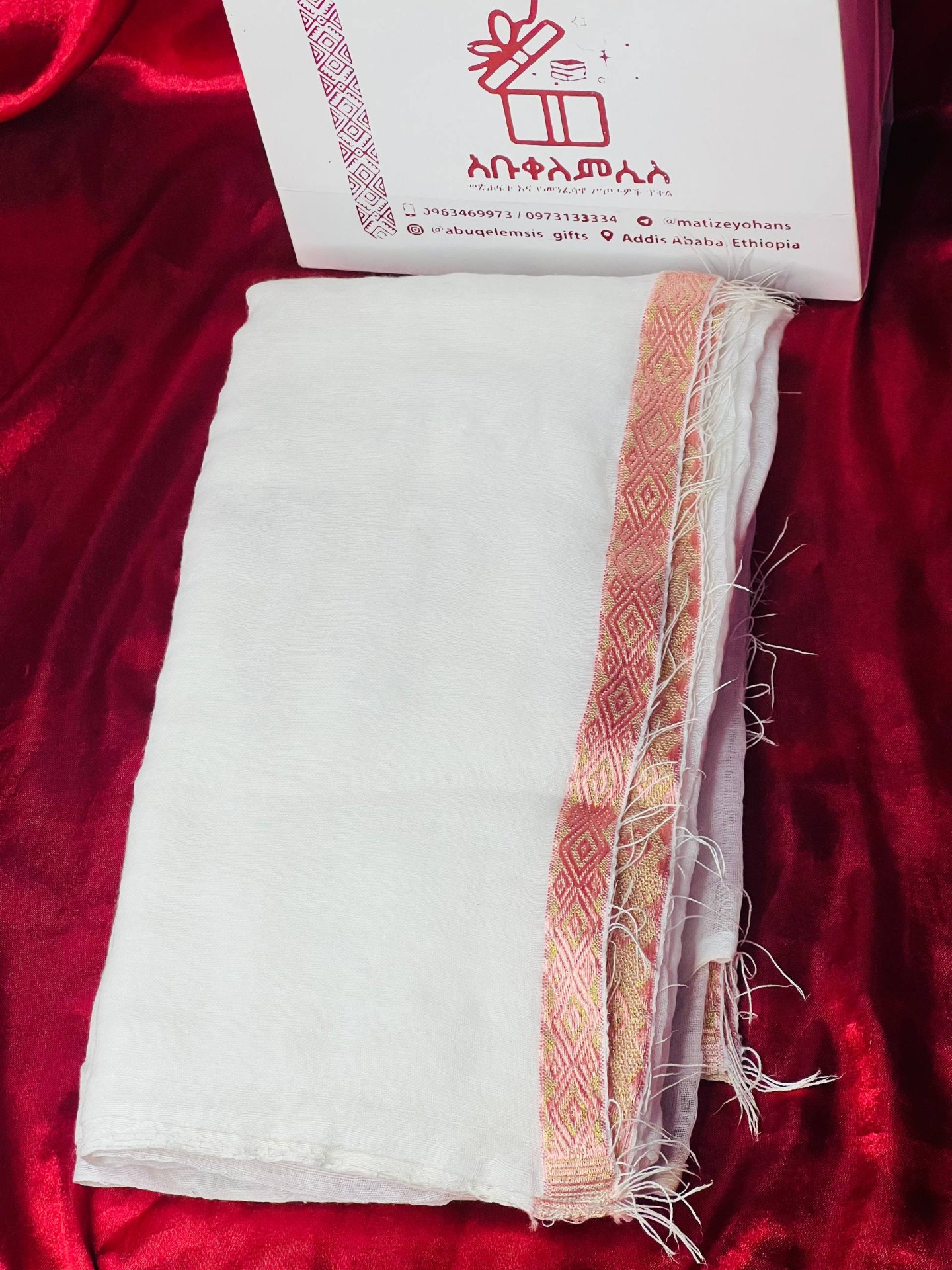 ነጠላ ጋቢ— Pink Tibeb Box